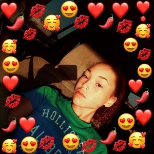 Meet your Posher, Alivia